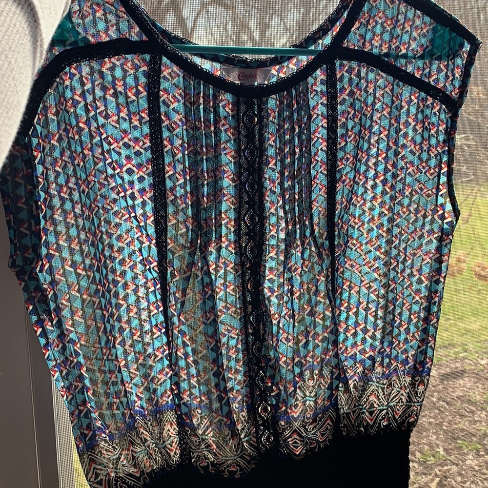 Shirt - Picture 3 of 4
